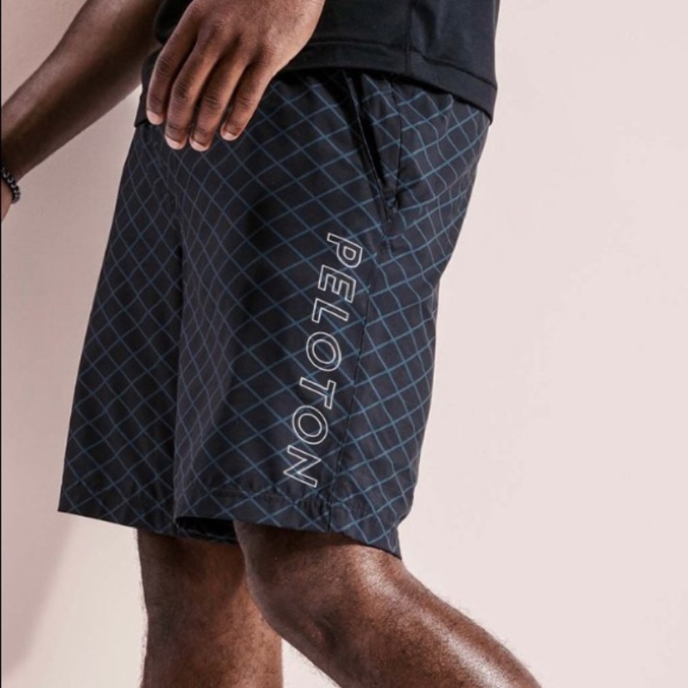 New Peloton Rhône Shorts NWT